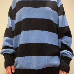 Brandy Melville Black and Light Blue Knit Sweater
